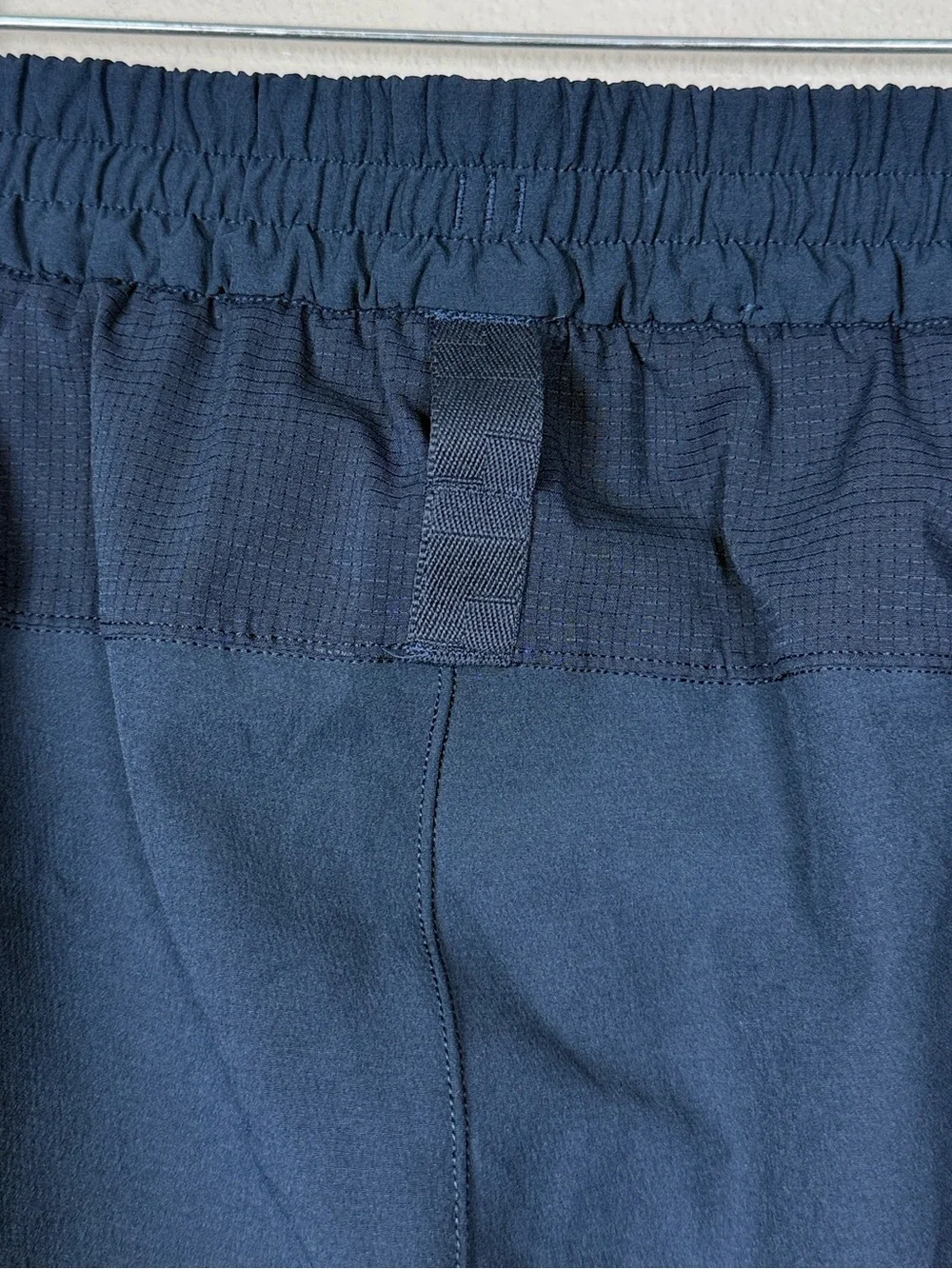 Lululemon License to Train Jogger Men L Blue M5AEGS Workout Athletic LTT Pants